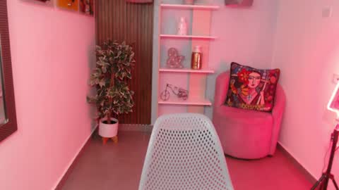 Tiana online show from March 28, 11:43 am