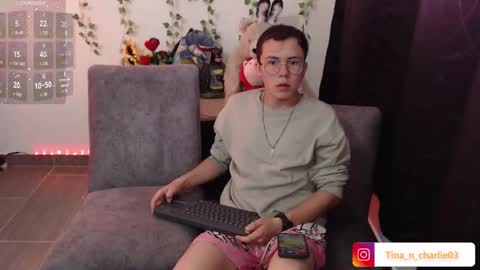 Snapshot of tina_n_charlie chatting on January 12, 4:12 pm Tina N Charlie online show from January 12, 4:12 pm