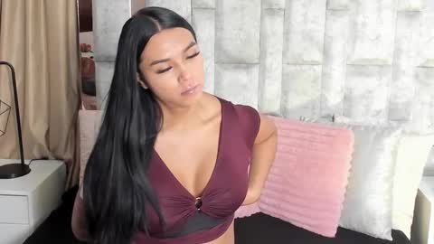 Snapshot of tina_noa chatting on October 2, 11:28 am Tina noa online show from October 2, 11:28 am