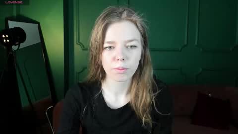 Snapshot of tina_tayllor__ chatting on March 3, 11:38 am tina_tayllor__ online show from March 3, 11:38 am