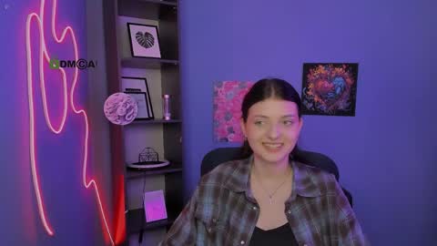 Tina online show from May 20, 3:18 pm