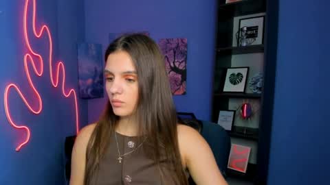 Tina online show from May 26, 11:39 am