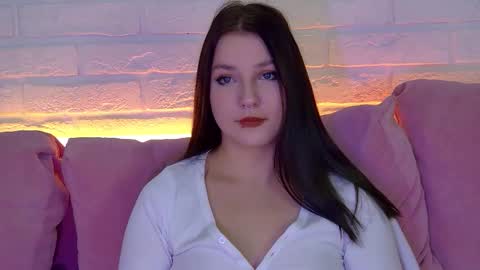 TinaBurton online show from November 18, 5:01 am