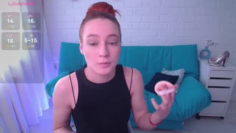 Snapshot of tinacruyze chatting on September 14, 11:31 am Tina online show from September 14, 11:31 am