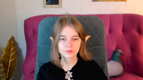 Snapshot of tinadavil chatting on December 4, 2:04 pm Tina Davil online show from December 4, 2:04 pm