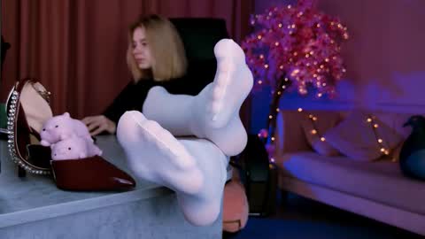 Snapshot of tinadavil chatting on October 8, 9:07 am Tina Davil online show from October 8, 9:07 am