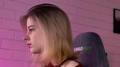 Snapshot of tinadavil chatting on January 16, 9:13 am Tina Davil online show from January 16, 9:13 am