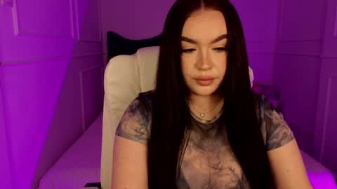 hi im curvy babyface girlie Tina online show from March 20, 8:19 am