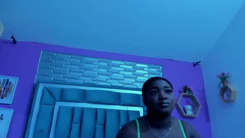 Snapshot of tinajones20 chatting on October 3, 8:28 pm Tina online show from October 3, 8:28 pm