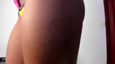 tinas_smith online show from February 19, 2:24 pm