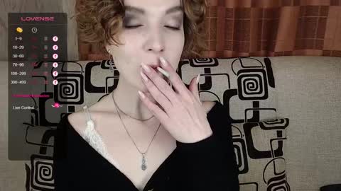 Tina online show from November 28, 5:21 am