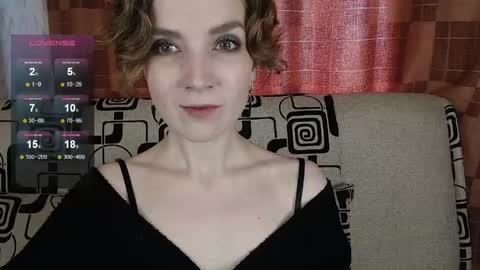 Snapshot of tinawincee chatting on April 24, 5:10 am Tina online show from April 24, 5:10 am