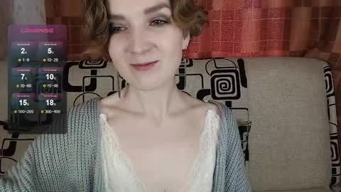 Snapshot of tinawincee chatting on April 26, 4:43 am Tina online show from April 26, 4:43 am