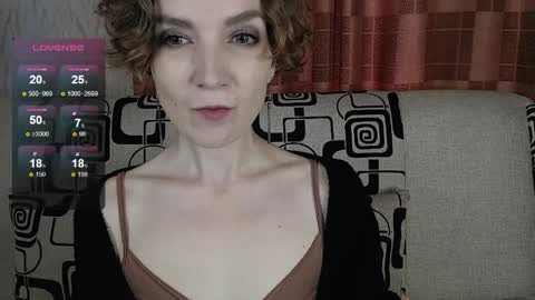 Snapshot of tinawincee chatting on May 14, 4:52 am Tina online show from May 14, 4:52 am
