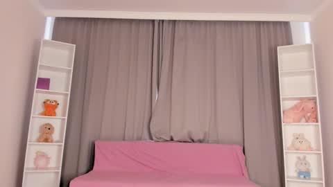 Tina online show from November 7, 8:36 am