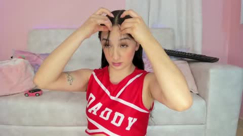 tiny_cora online show from January 11, 10:51 pm