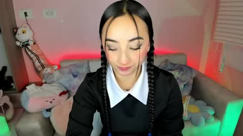 tiny_cora online show from May 9, 4:34 pm
