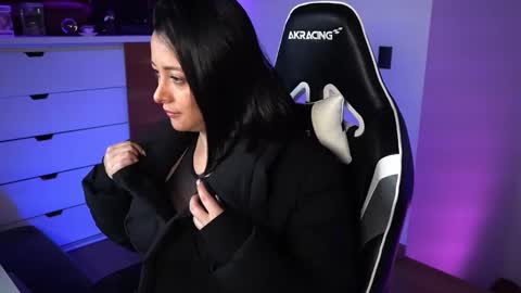 Snapshot of tiny_panther chatting on January 11, 10:07 pm Ana Molly online show from January 11, 10:07 pm