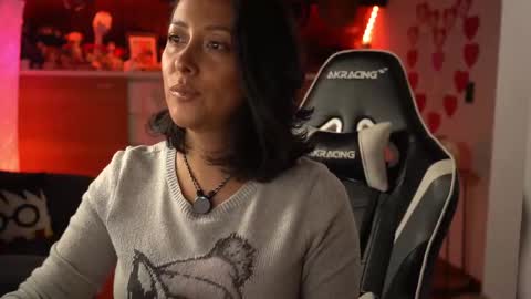 Snapshot of tiny_panther chatting on February 12, 9:54 pm Ana Molly online show from February 12, 9:54 pm