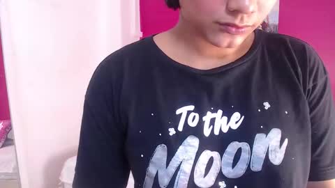 tiny_whore18 online show from September 20, 6:42 pm