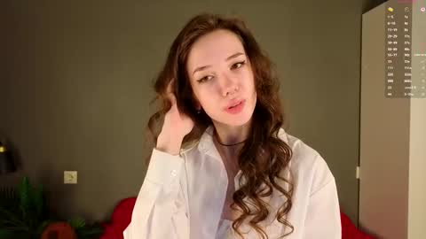 Snapshot of tinyanie chatting on March 1, 8:00 pm Annie online show from March 1, 8:00 pm