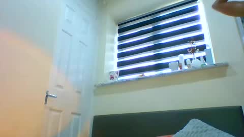 Snapshot of tinyasian911718 chatting on January 13, 12:35 pm Tinyasian911718 sweetinyasian instagram online show from January 13, 12:35 pm