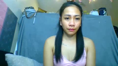 Snapshot of tinyasian911718 chatting on January 21, 6:55 pm Tinyasian911718 sweetinyasian instagram online show from January 21, 6:55 pm