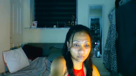 Snapshot of tinyasian911718 chatting on February 24, 6:26 pm Tinyasian911718 sweetinyasian instagram online show from February 24, 6:26 pm