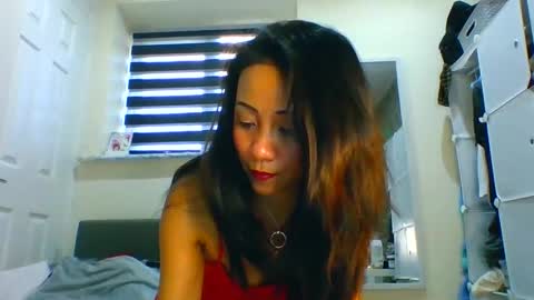 Snapshot of tinyasian911718 chatting on March 1, 4:44 pm Tinyasian911718 sweetinyasian instagram online show from March 1, 4:44 pm