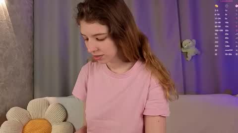 Snapshot of tinybun chatting on March 12, 10:38 pm Amy online show from March 12, 10:38 pm