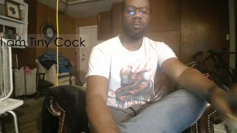 Snapshot of tinycock_1979 chatting on April 28, 10:26 pm tinycock_1979 online show from April 28, 10:26 pm