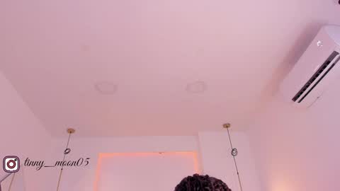 Snapshot of tinymoon_ chatting on January 16, 1:47 pm Luna online show from January 16, 1:47 pm