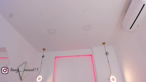 Snapshot of tinymoon_ chatting on February 3, 2:02 pm Luna online show from February 3, 2:02 pm