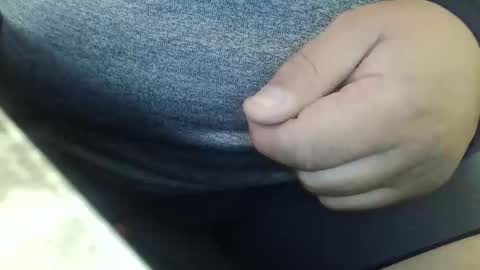 Snapshot of tinypecker6 chatting on January 13, 7:52 pm tinypecker6 online show from January 13, 7:52 pm