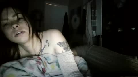tinytittiexx online show from April 22, 10:44 pm