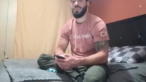 Snapshot of tipme240734 chatting on November 17, 7:03 am tipme240734 online show from November 17, 7:03 am