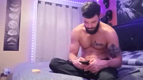 Snapshot of tipme240734 chatting on February 16, 6:31 am tipme240734 online show from February 16, 6:31 am