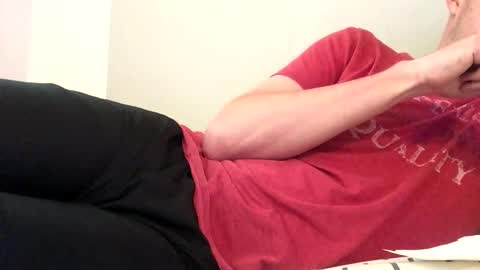 Snapshot of tippedrobin4830 chatting on October 27, 8:40 am tippedrobin4830 online show from October 27, 8:40 am