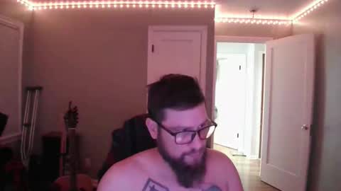 tippertonight online show from November 16, 6:52 am