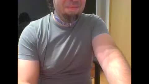 Snapshot of tirolerboy27 chatting on January 22, 3:07 pm Tirolerboy27 online show from January 22, 3:07 pm