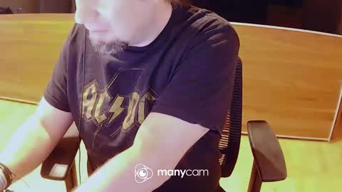 Snapshot of tirolerboy27 chatting on November 6, 8:59 am Tirolerboy27 online show from November 6, 8:59 am