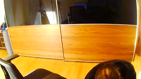 Snapshot of tirolerboy27 chatting on November 13, 1:32 pm Tirolerboy27 online show from November 13, 1:32 pm