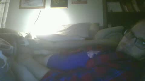 titlovercums online show from March 29, 4:34 am