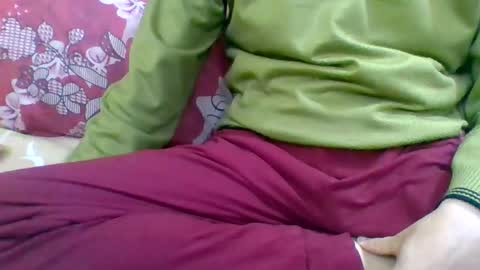 tito25111 online show from April 30, 8:37 pm