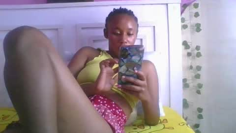 tits2002 online show from April 23, 7:41 am