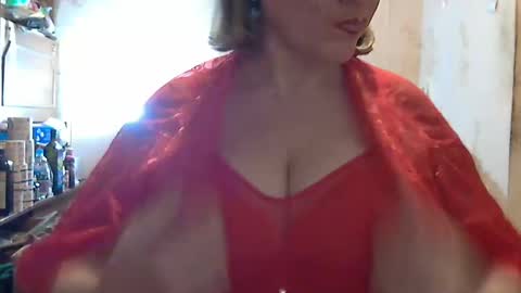 Snapshot of tittylina chatting on December 26, 4:53 am tittylina online show from December 26, 4:53 am