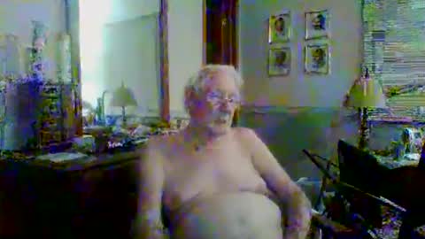 Snapshot of tj370 chatting on December 28, 5:23 am tj370 online show from December 28, 5:23 am