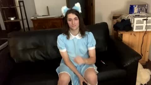 Snapshot of tjfemboi5641 chatting on November 4, 1:27 am tjfemboi5641 online show from November 4, 1:27 am