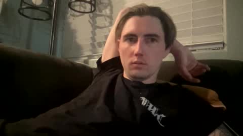 tlayne410 online show from October 27, 8:18 am