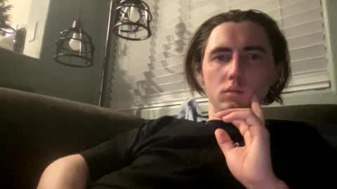 tlayne410 online show from April 13, 8:20 am